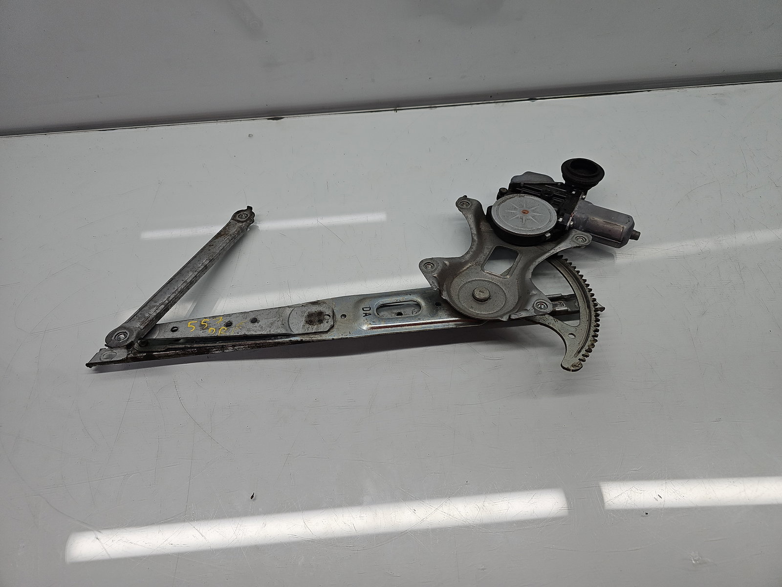 Macara electrica geam dreapta fata Toyota Rav 4 IV (ZSA4, ALA4) [Fabr 2013-2018] SUV OEM - imagine 1