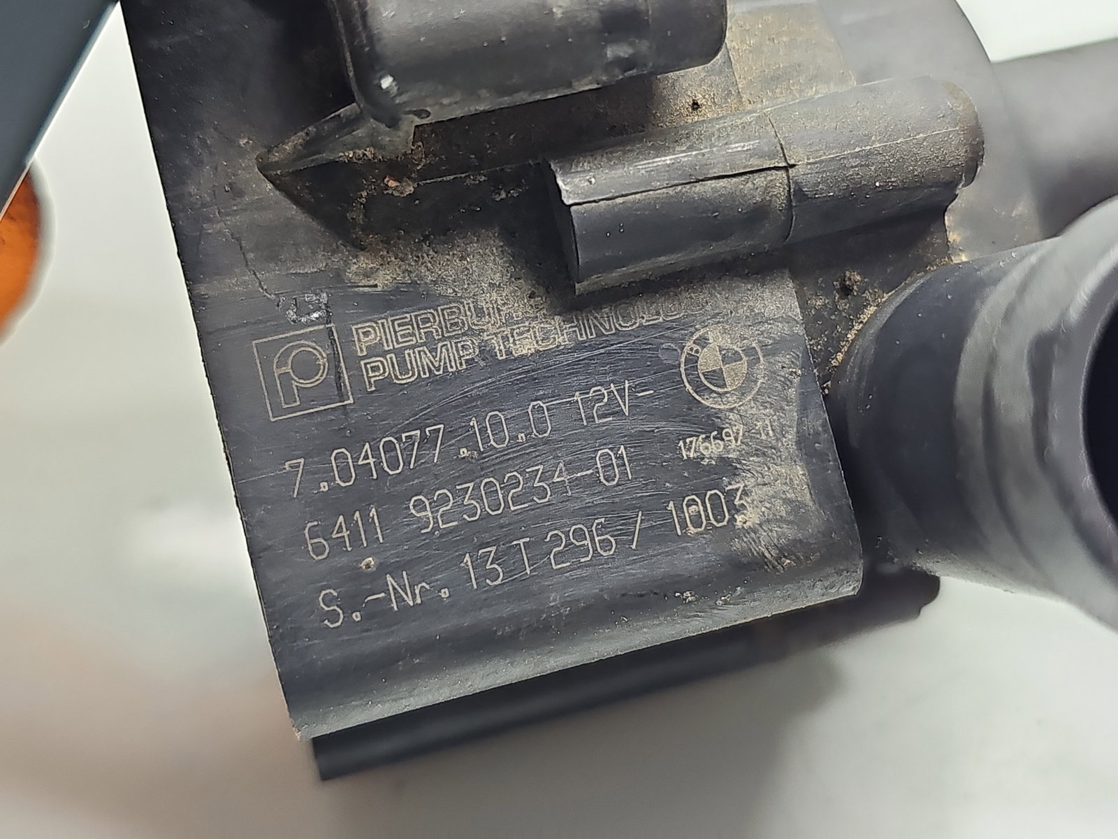 Pompa recirculare apa Bmw 5 GT (F07) [Fabr 2011-2016] 9230234-01 2.0 N47D20 135KW / 184CP - imagine 5