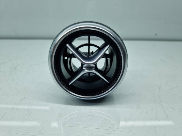 Grila aerisire centrala Mercedes Clasa A (W176) [Fabr 2012-2018] A1768300754