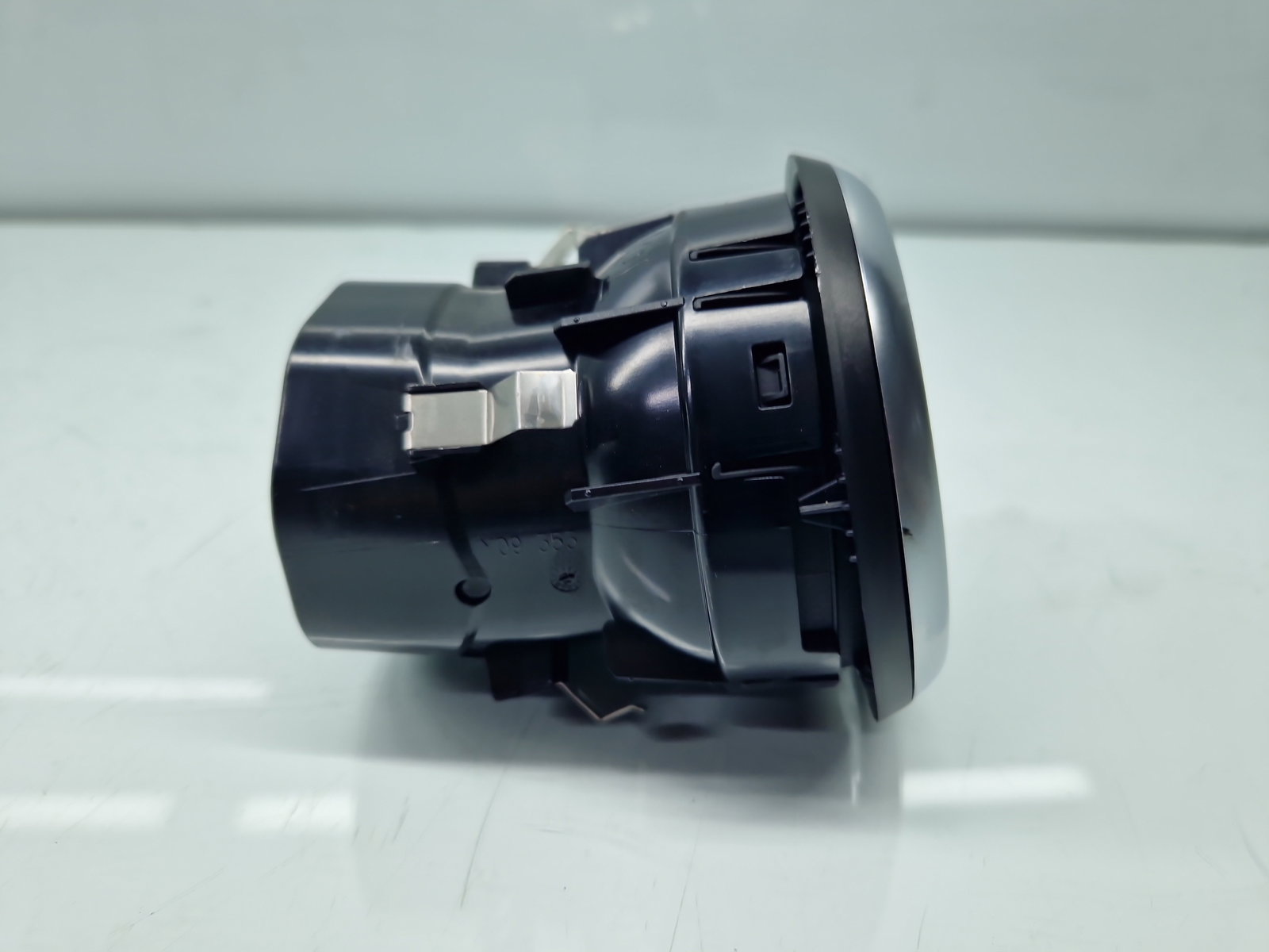 Grila aerisire centrala Mercedes Clasa A (W176) [Fabr 2012-2018] A1768300354 - imagine 3