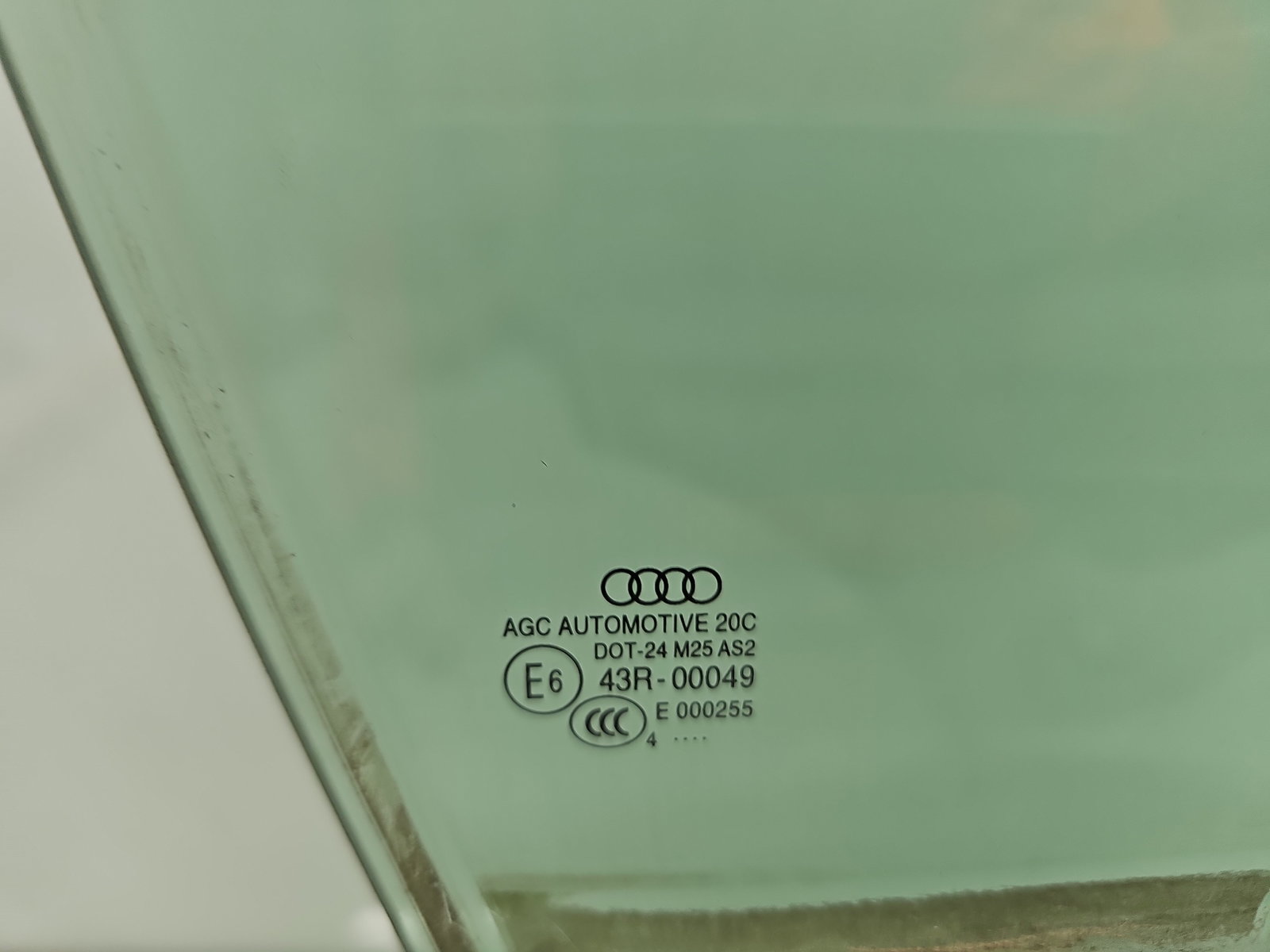 Geam usa dreapta fata AUDI A3 (8VS) [Fabr 2013-prezent] Berlina S-line OEM - imagine 2