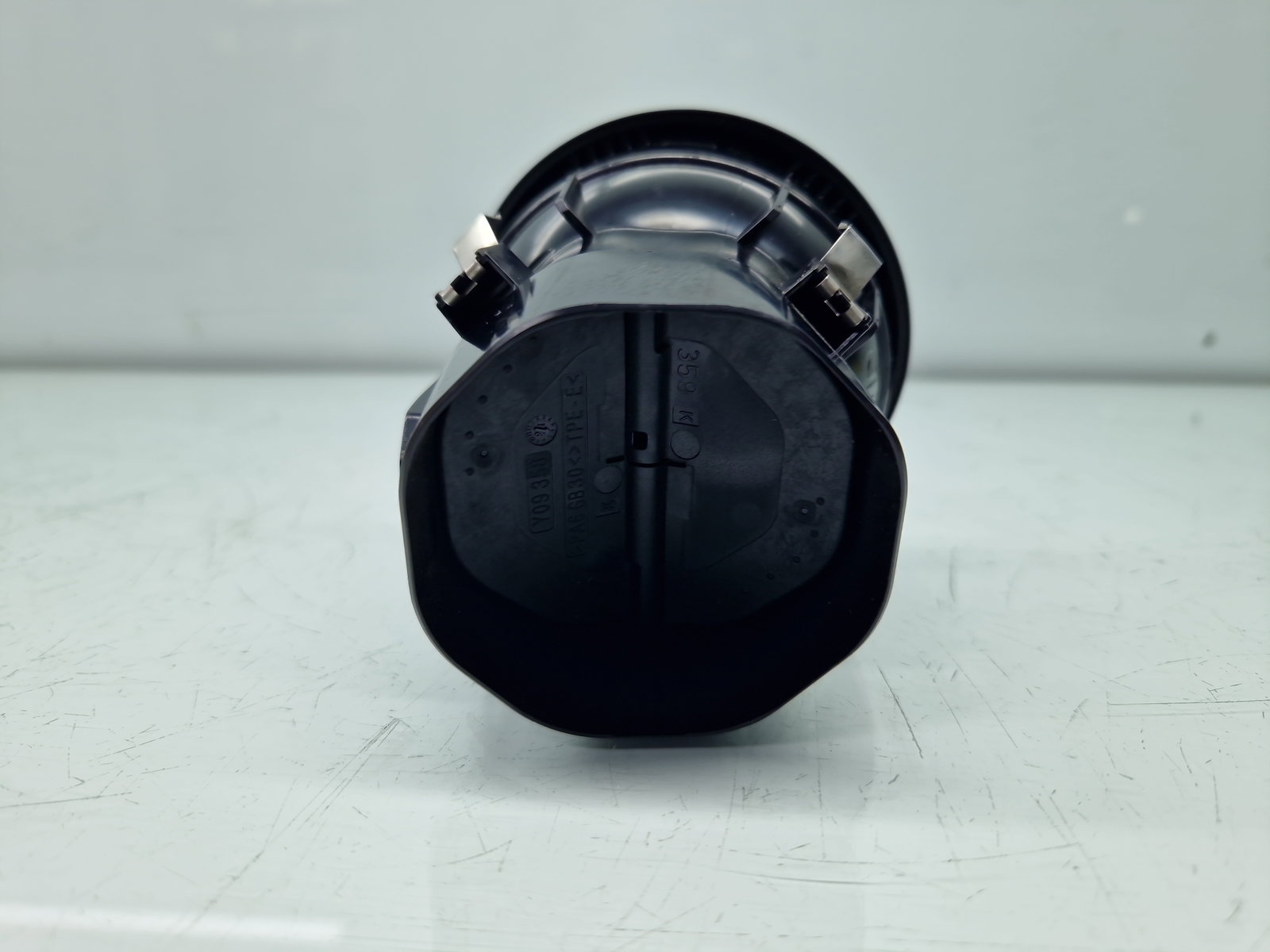 Grila aerisire stanga Mercedes Clasa A (W176) [Fabr 2012-2018] A1768300354 - imagine 4