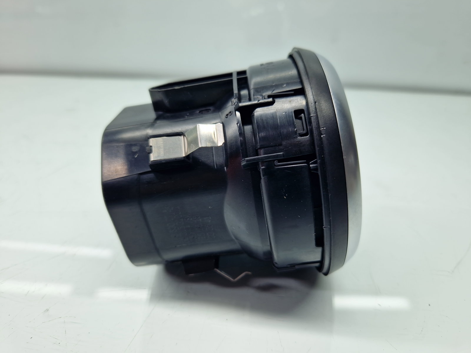 Grila aerisire dreapta Mercedes Clasa A (W176) [Fabr 2012-2018] A1768300754 - imagine 3