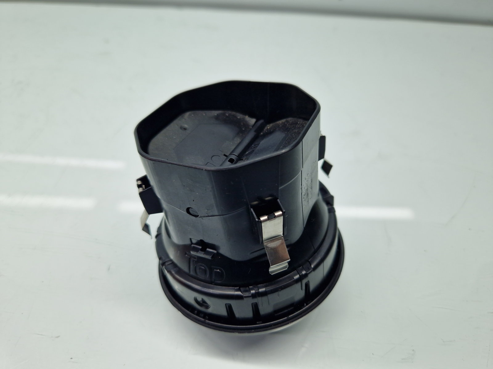 Grila aerisire dreapta Mercedes Clasa A (W176) [Fabr 2012-2018] A1768300754 - imagine 4