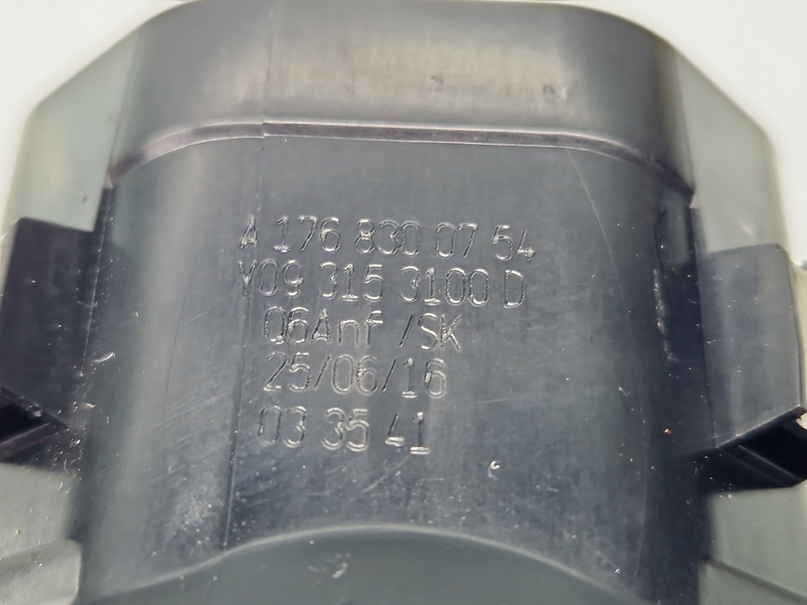 Grila aerisire dreapta Mercedes Clasa A (W176) [Fabr 2012-2018] A1768300754 - imagine 5