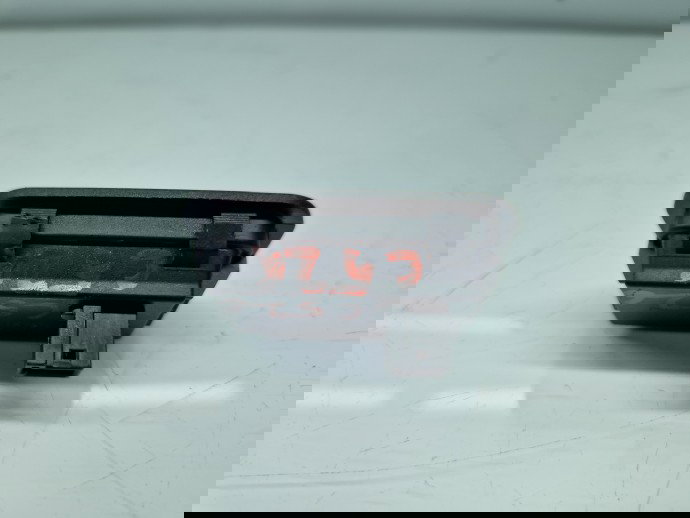 Buton deschidere haion Mercedes Clasa C (W204) [Fabr 2007-2014] 2118219551