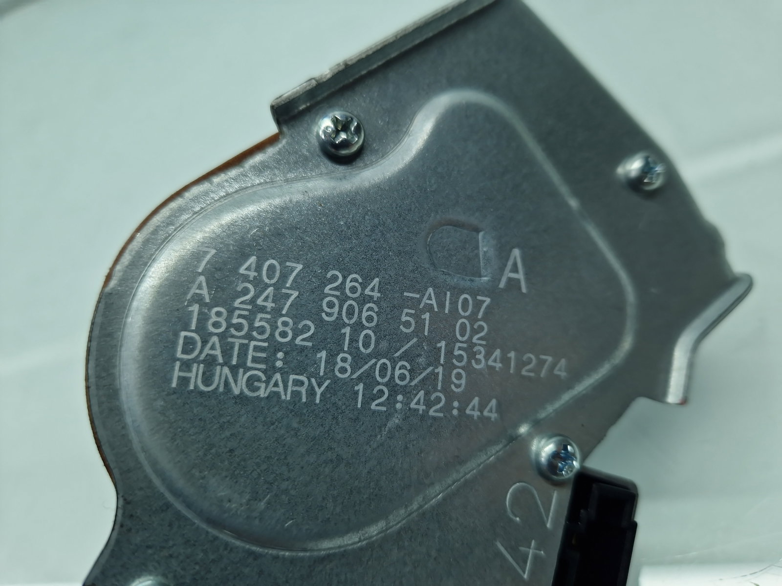 Motoras stergator haion Mercedes Clasa A (W177) [Fabr 2019-2024] A2479065102 - imagine 5