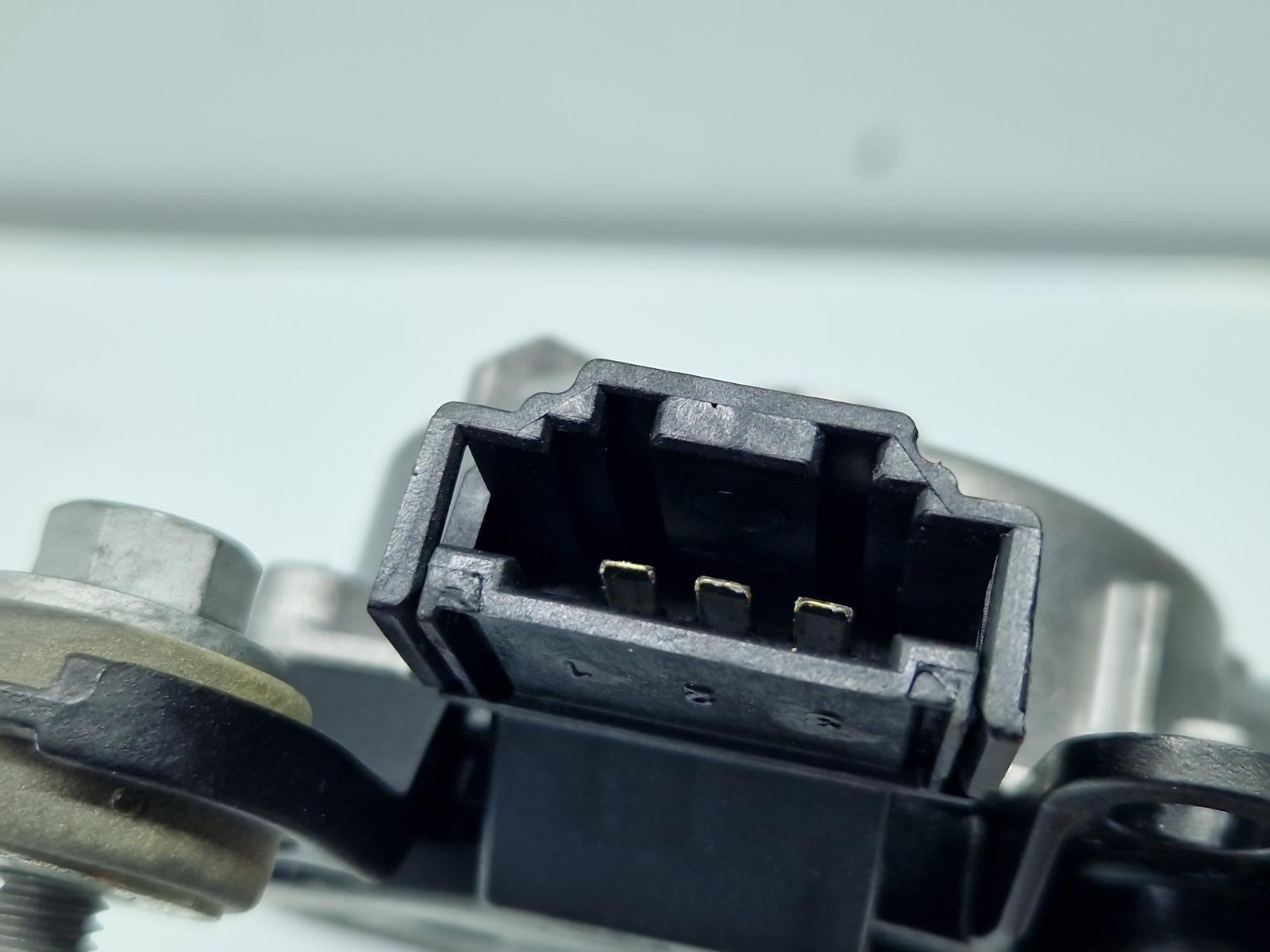 Motoras stergator haion Mercedes Clasa A (W176) [Fabr 2012-2018] A1769066300 - imagine 4