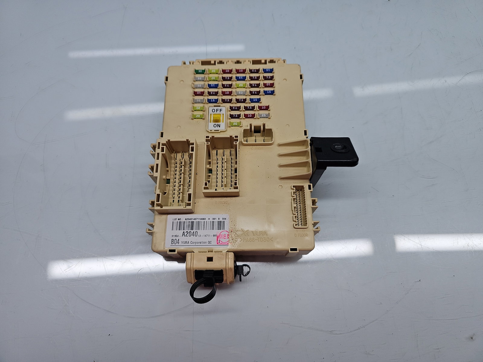 Panou sigurante KIA Ceed (JD) [Fabr 2012-2018] 91950-A2040 - imagine 1