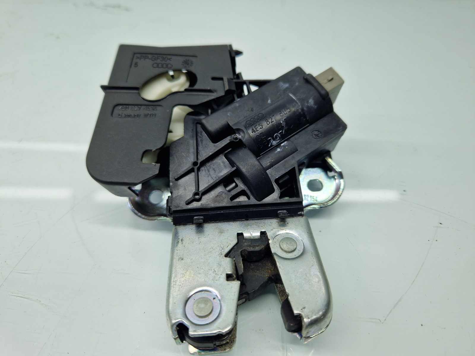 Broasca haion AUDI A4 (8K2, B8.5) [Fabr 2008-2015] Berlina Facelift 4E5827505D - imagine 3