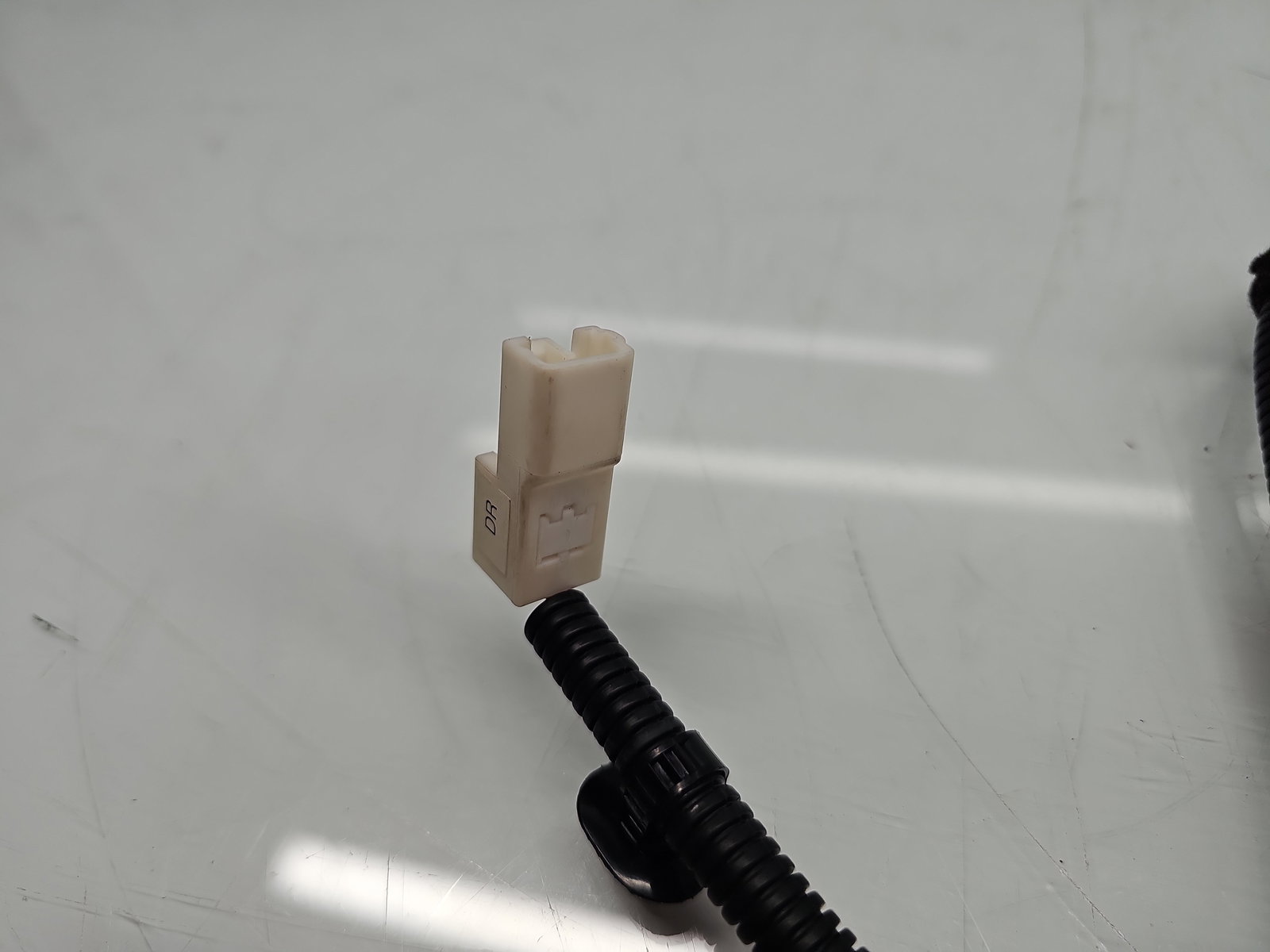 Capsa centura dreapta fata KIA Ceed (JD) [Fabr 2012-2018] 88830 A2000 - imagine 2