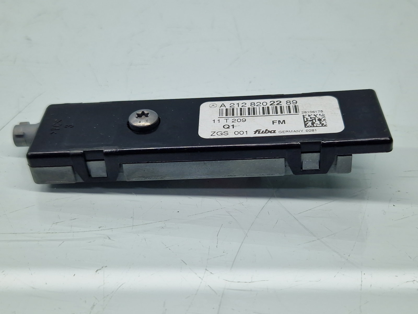 Amplificator antena Mercedes Clasa E (W212) [Fabr 2009-2016] A2128202289 - imagine 1