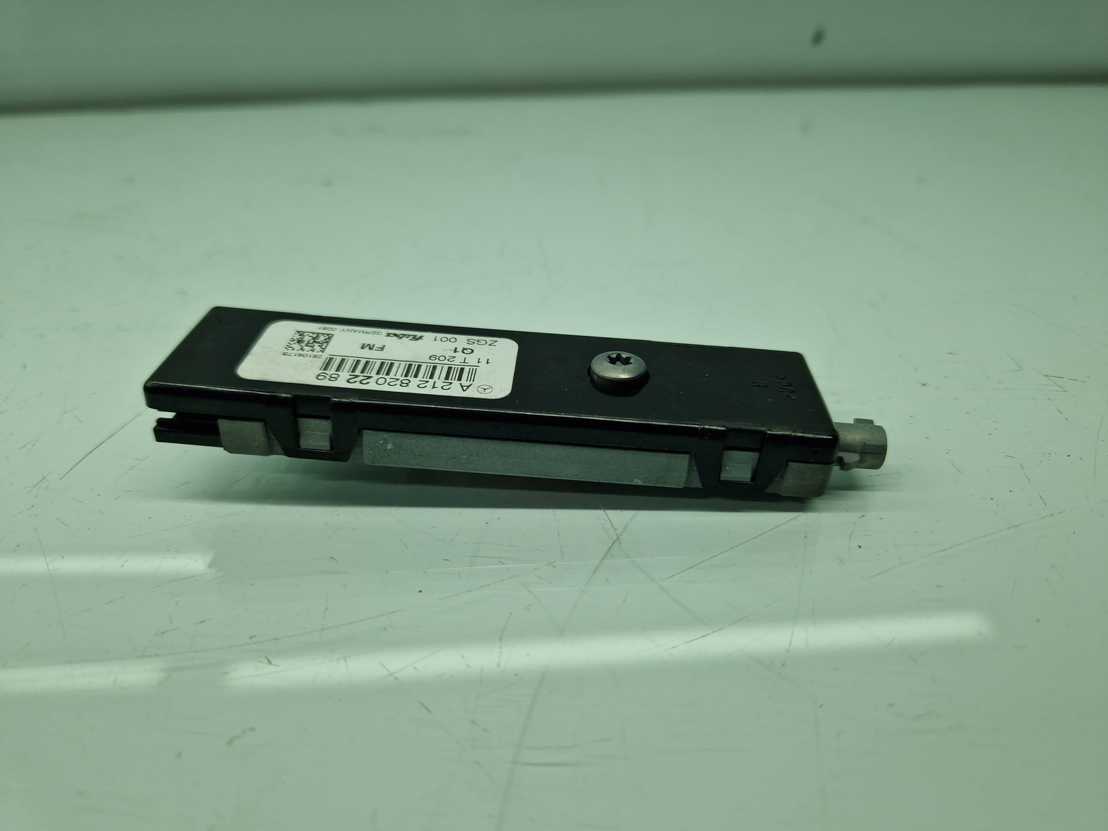 Amplificator antena Mercedes Clasa E (W212) [Fabr 2009-2016] A2128202289 - imagine 2