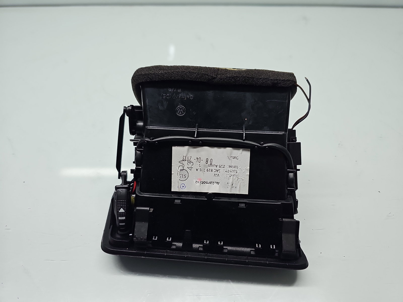 Grila aerisire stanga Volkswagen Passat CC (358) [Fabr 2012-2016] 3AC819701A - imagine 4