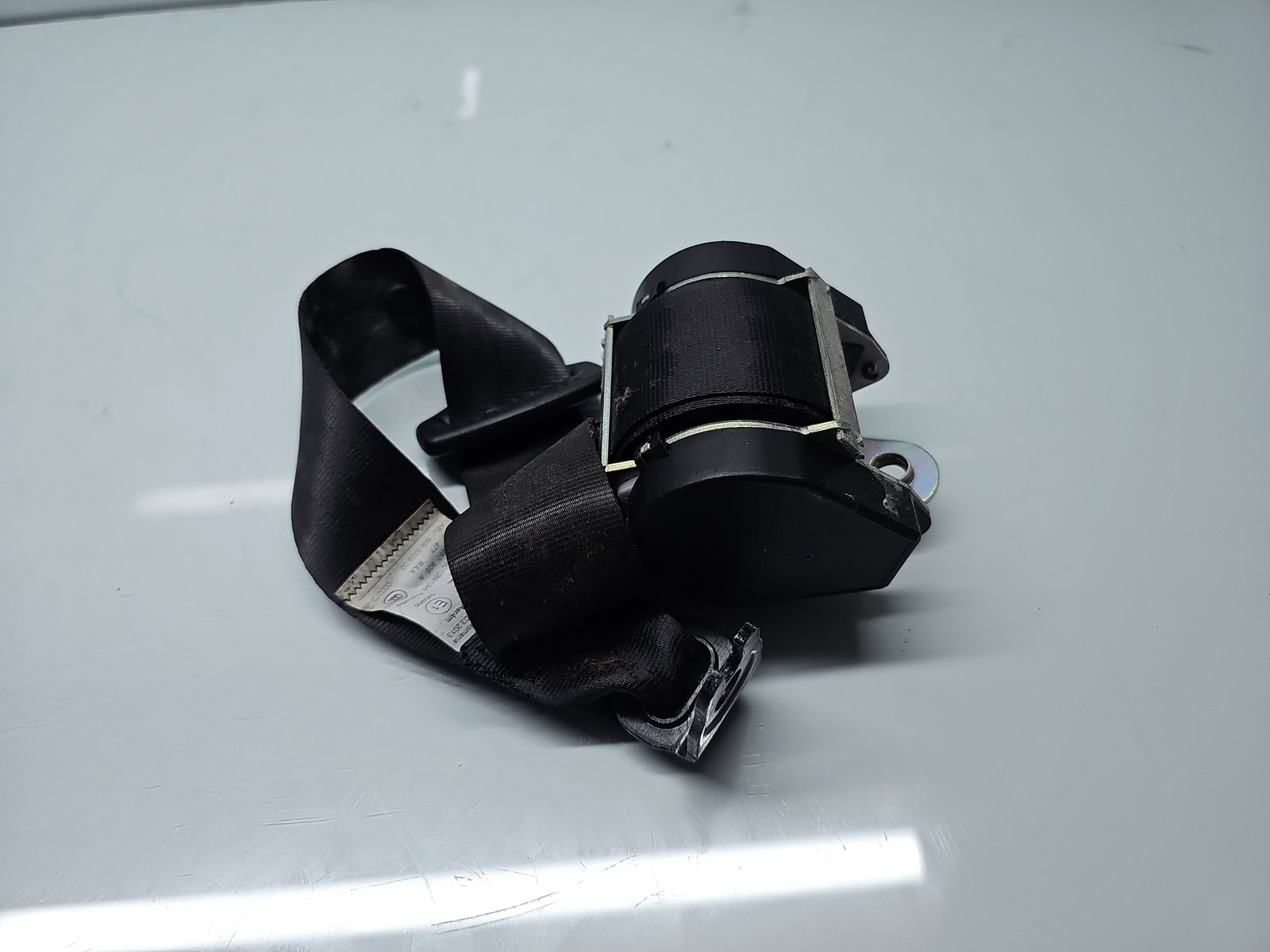 Centura dreapta spate Volkswagen Passat CC (358) [Fabr 2012-2016] 3C8857805A - imagine 2