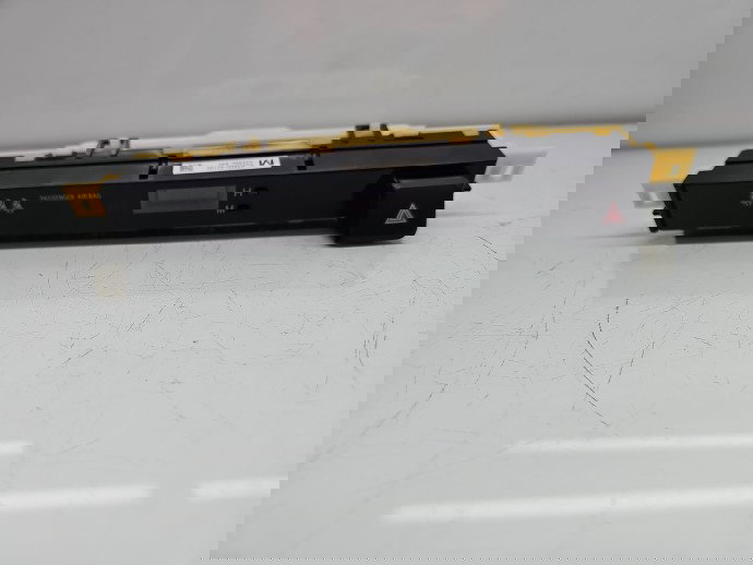 Buton avarii Toyota Rav 4 IV (ZSA4, ALA4) [Fabr 2013-2018] 83950-42100