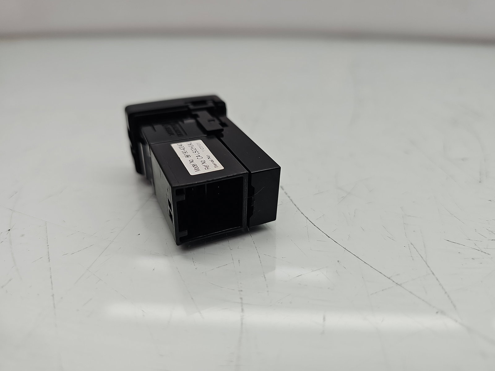 Conector auxiliar USB Toyota Rav 4 IV (ZSA4, ALA4) [Fabr 2013-2018] 86190-42040 - imagine 4