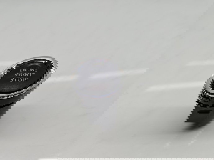 Buton START/STOP Toyota Rav 4 IV (ZSA4, ALA4) [Fabr 2013-2018] OEM