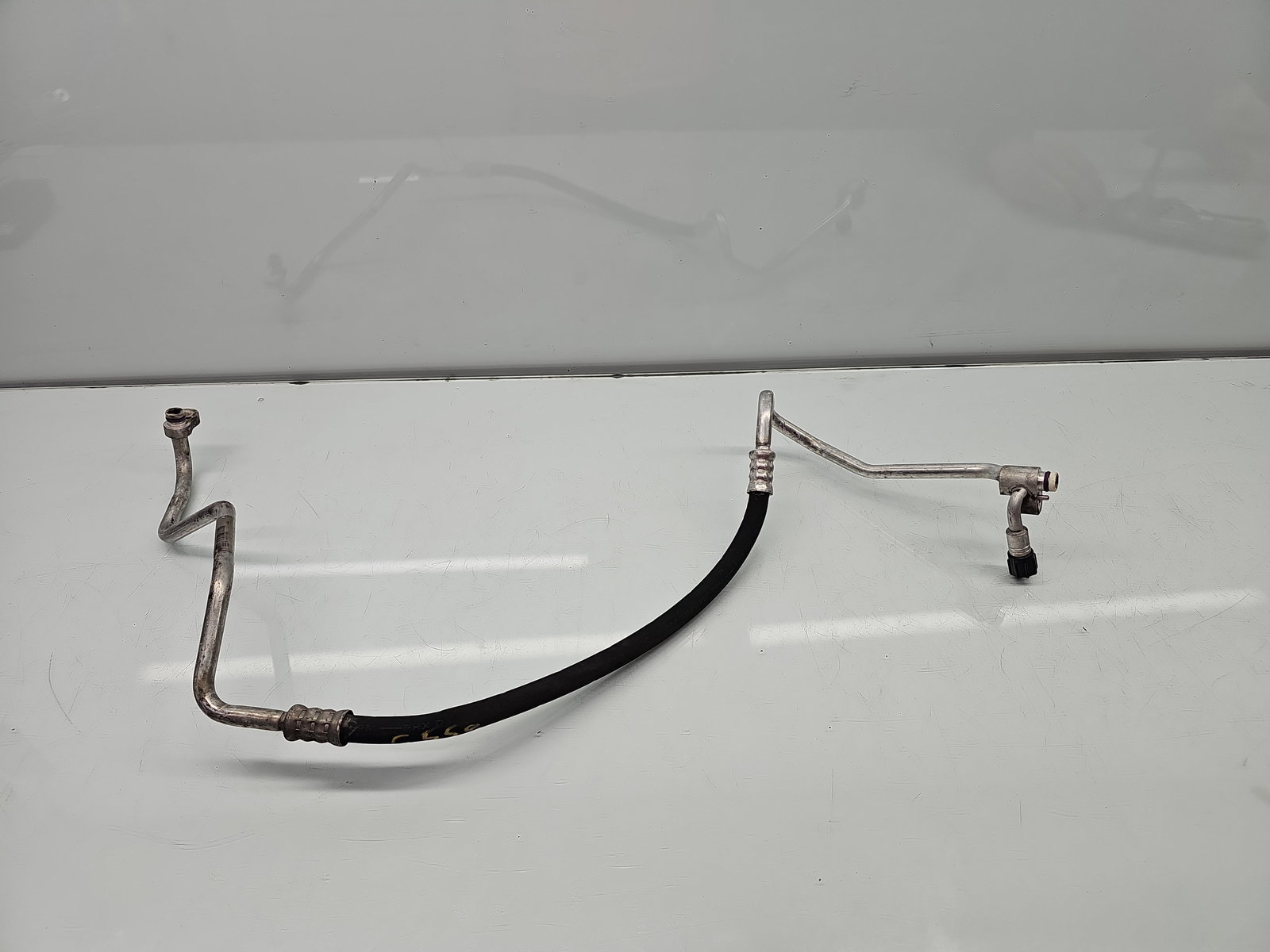 Conducta AC Bmw 5 (F10) [Fabr 2011-2016] 9250709 2.0 N47D20 135KW / 184CP - imagine 1