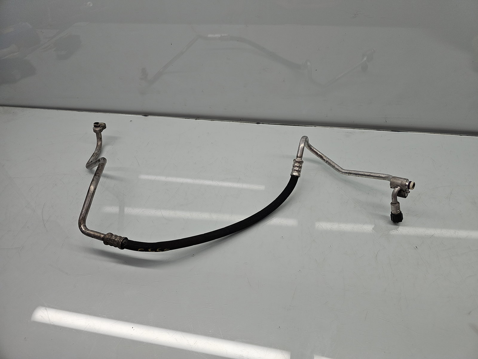 Conducta AC Bmw 5 (F10) [Fabr 2011-2016] 9250709 2.0 N47D20 135KW / 184CP - imagine 3