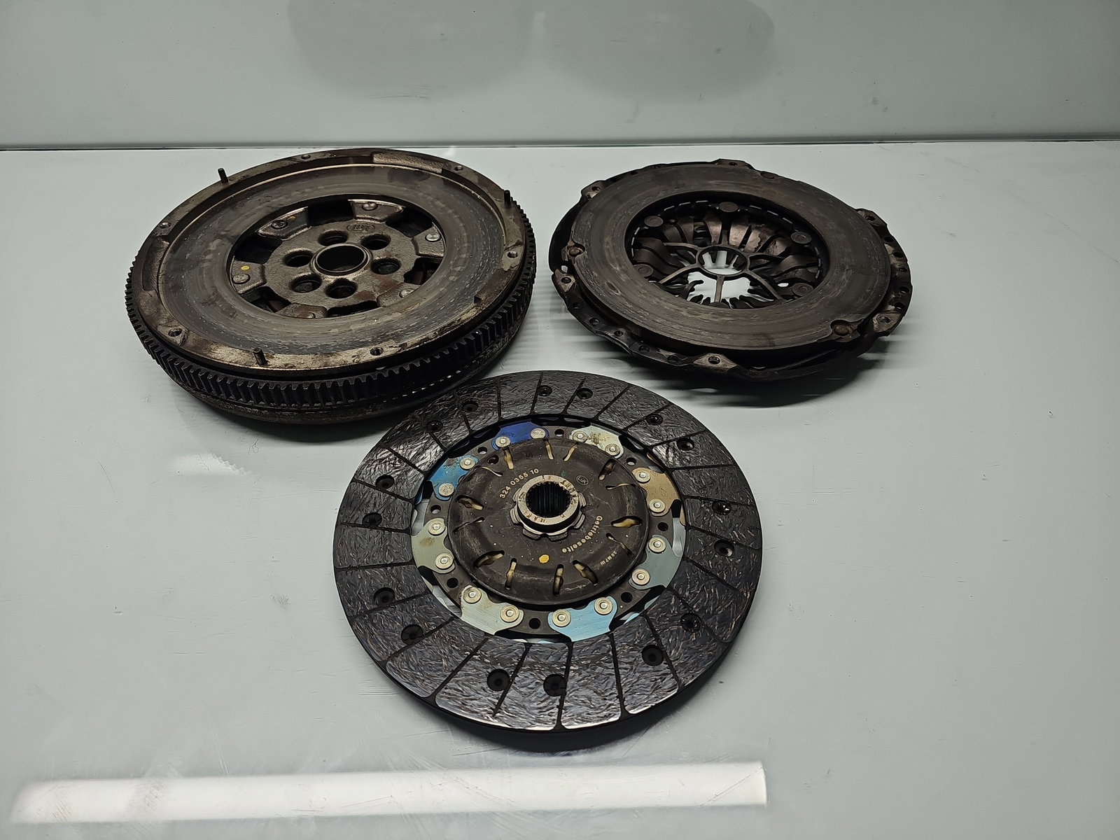 Kit ambreiaj volanta masa dubla Volkswagen Passat CC (358) [Fabr 2012-2016] 2.0 TDI CFFB OEM 103KW / 140CP