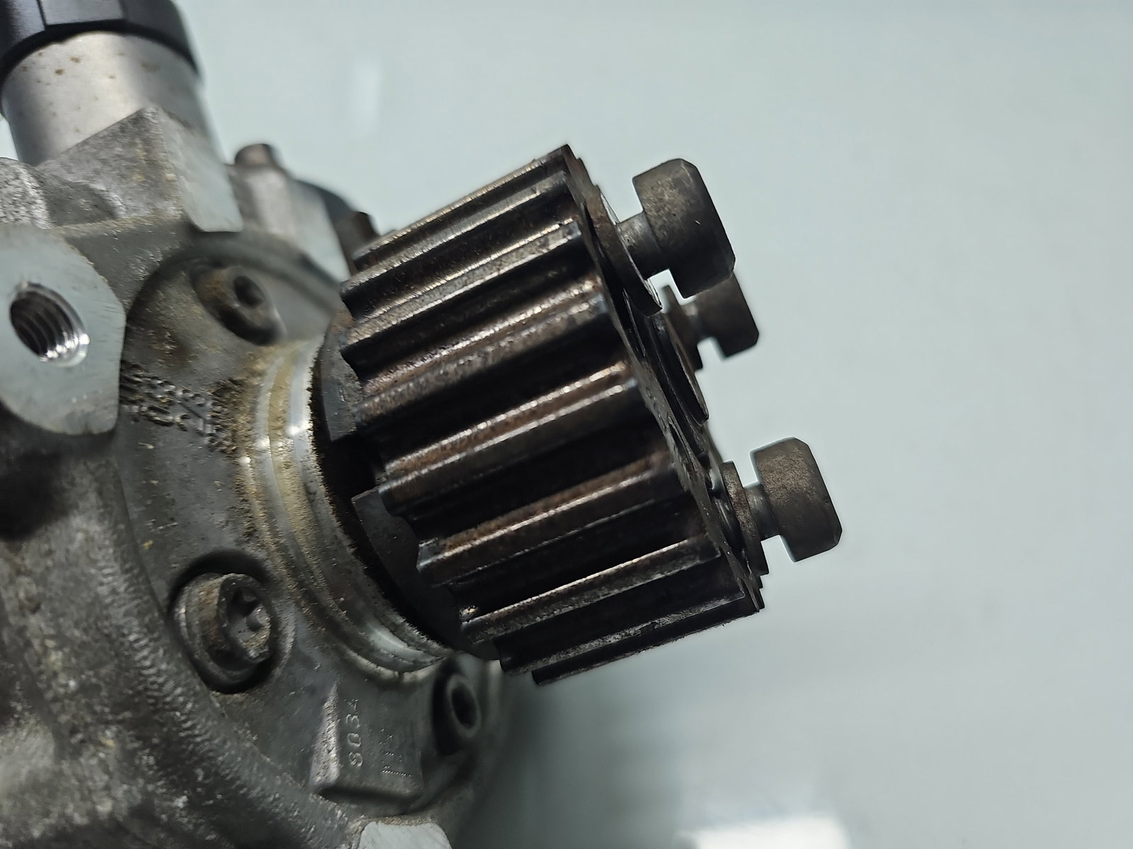 Pompa inalta presiune Volkswagen Passat CC (358) [Fabr 2012-2016] 03L130755L-0445010526 2.0 TDI CFFB 103KW / 140CP - imagine 2