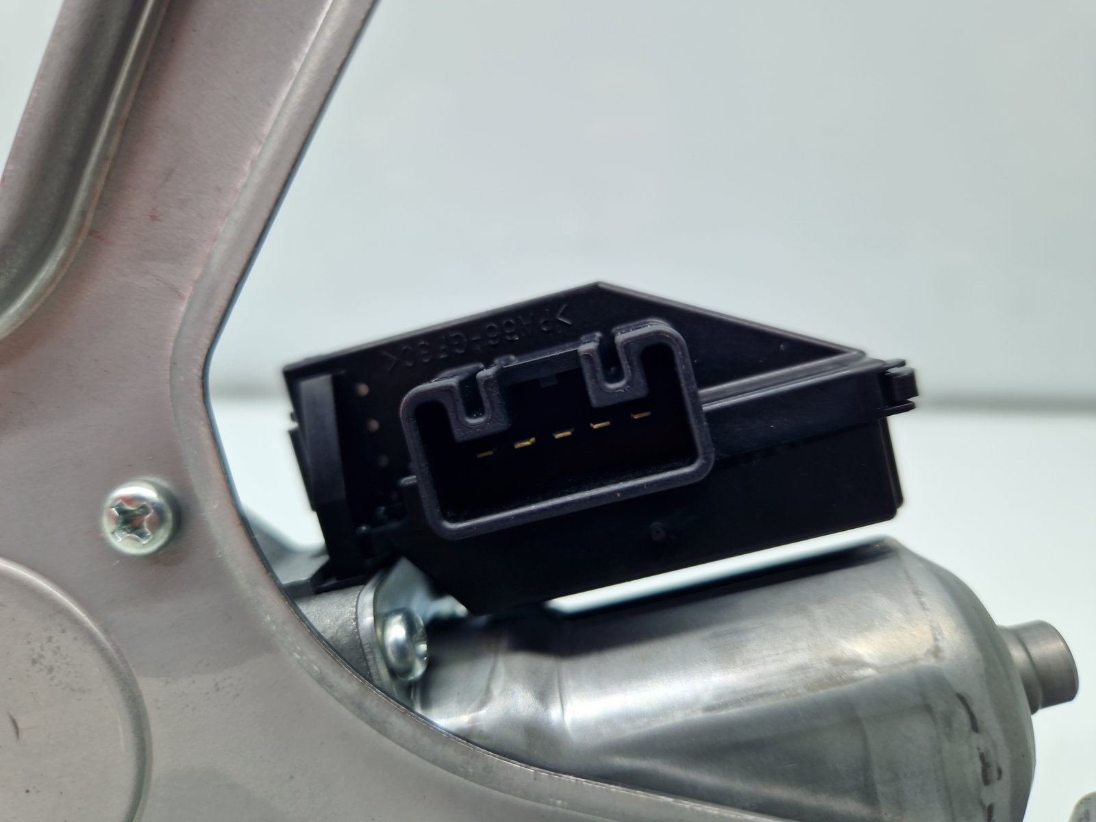 Motoras stergator haion Toyota Rav 4 IV (ZSA4, ALA4) [Fabr 2013-2018] 85130-42080 - imagine 3