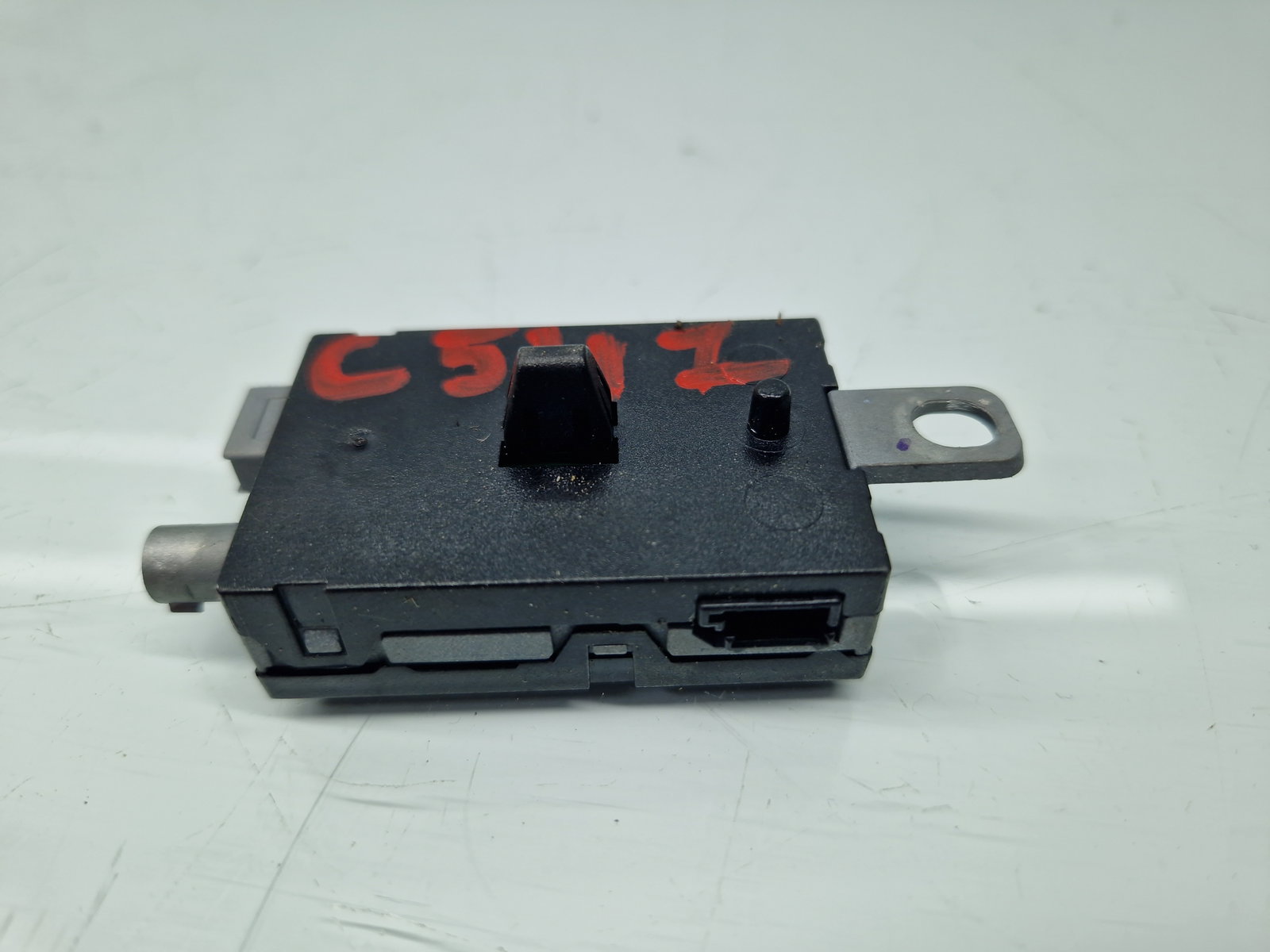 Amplificator antena Ford Kuga II [Fabr 2012-prezent] 7CP1-18C847-CA - imagine 3