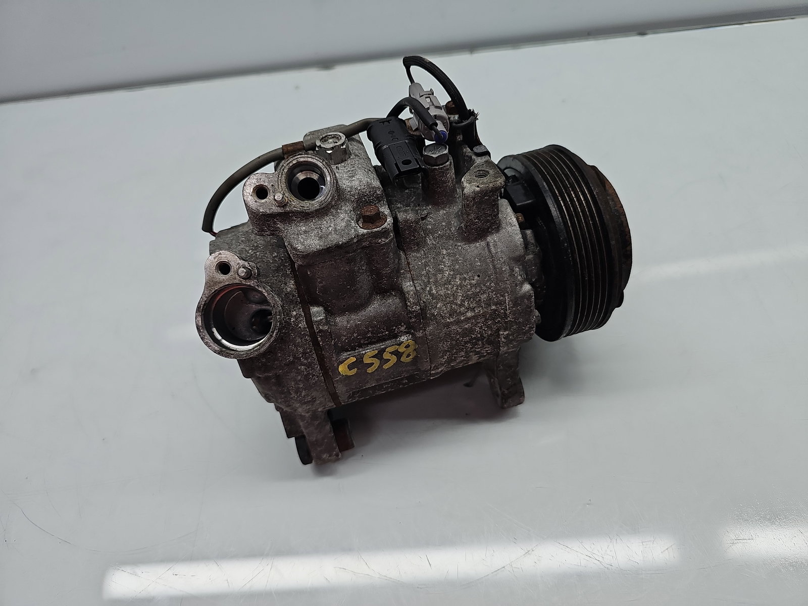 Compresor clima Bmw 5 (F10) [Fabr 2011-2016] 9225703 2.0 N47D20 135KW / 184CP - imagine 3