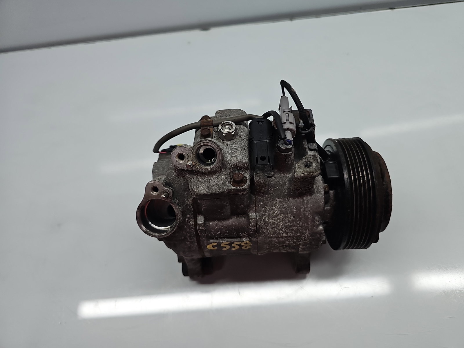 Compresor clima Bmw 5 (F10) [Fabr 2011-2016] 9225703 2.0 N47D20 135KW / 184CP - imagine 5