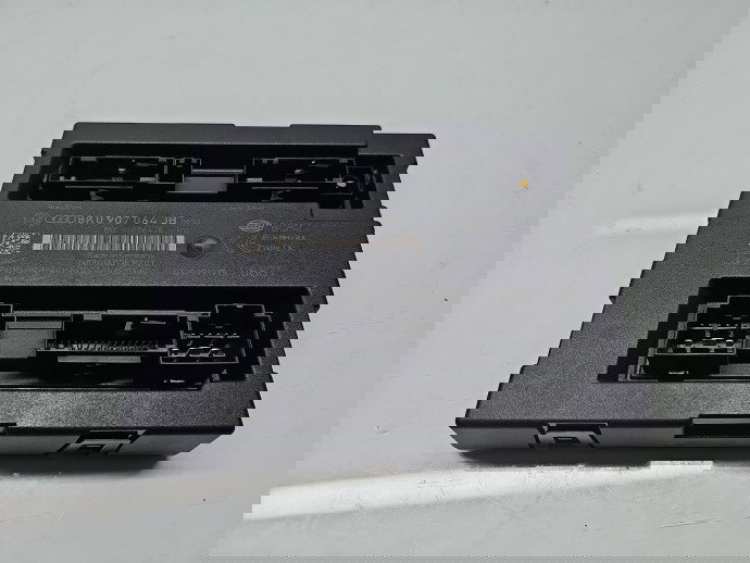 Modul confort AUDI A4 (8K2, B8.5) [Fabr 2008-2015] 8K0907064JB