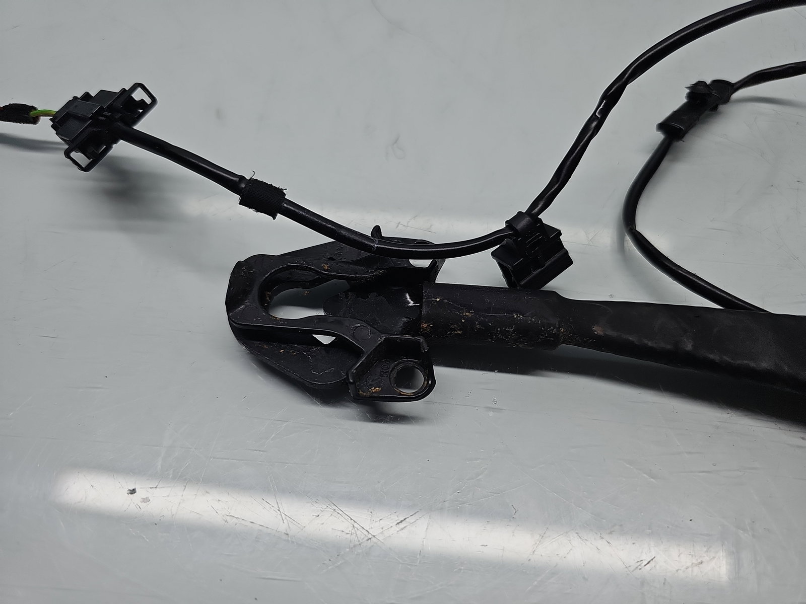 Capsa centura dreapta fata AUDI A4 (8K2, B8.5) [Fabr 2008-2015] 8K0857755F - imagine 3