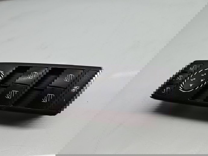 Butoane comanda geamuri sofer Mercedes Clasa C (W204) [Fabr 2007-2014] 2049055402