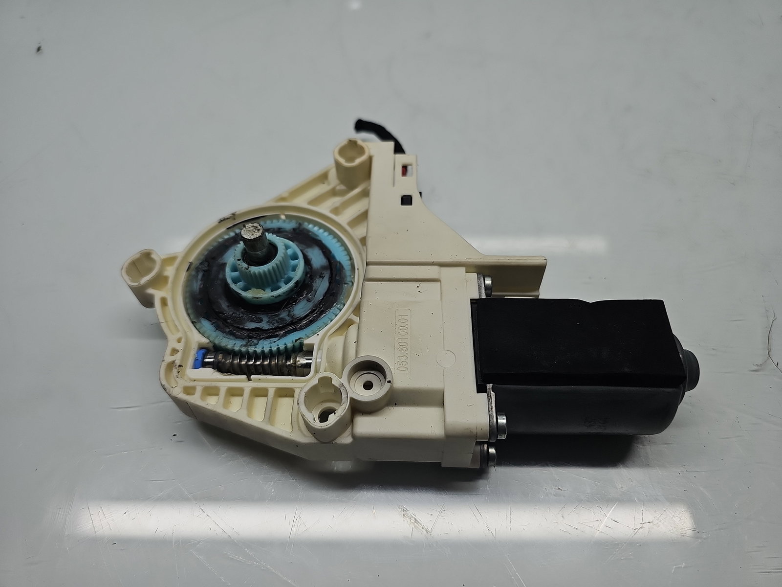 Motoras geam dreapta fata AUDI A4 (8K2, B8.5) [Fabr 2008-2015] Berlina Facelift 8K0959802A - imagine 2