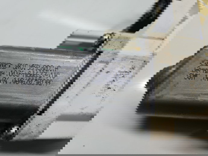 Motoras geam dreapta fata AUDI A4 (8K2, B8.5) [Fabr 2008-2015] Berlina Facelift 8K0959802A