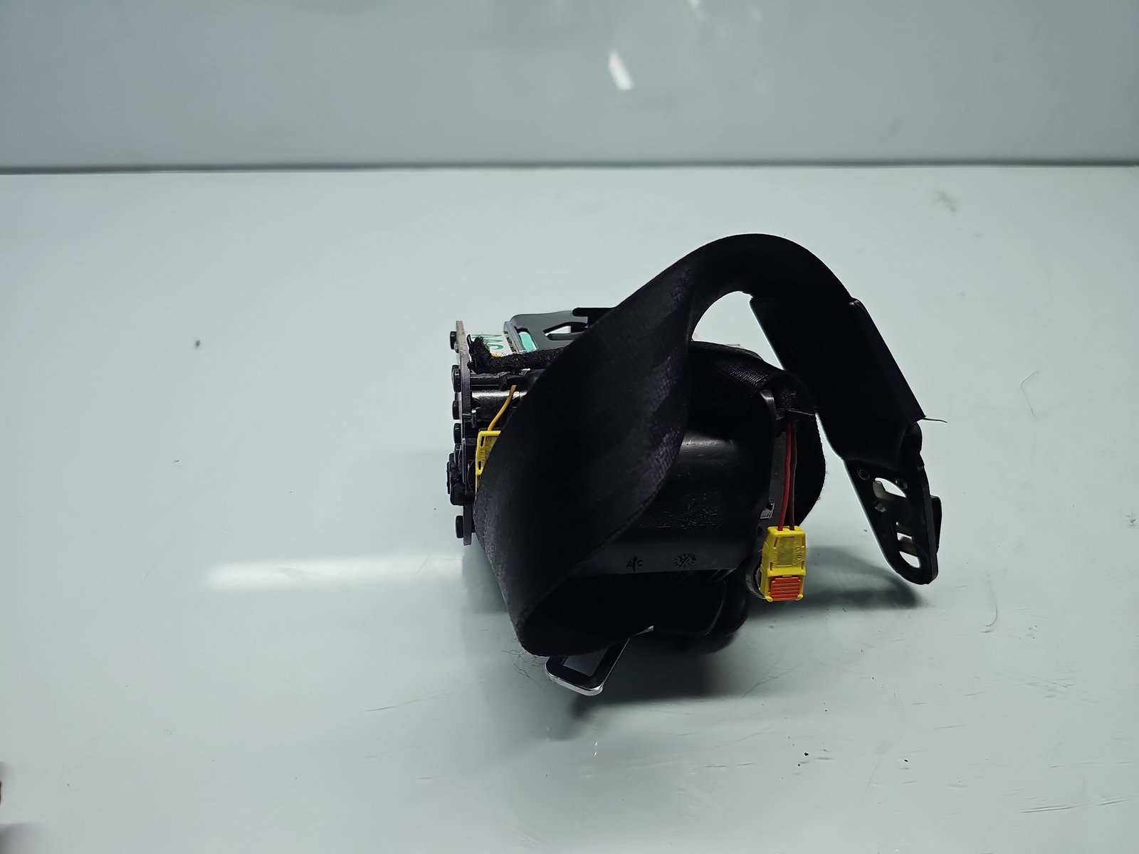 Centura dreapta fata AUDI A4 (8K2, B8.5) [Fabr 2008-2015] 8K1857706AJ - imagine 3