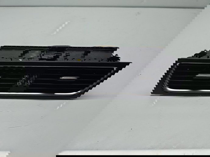Grila aerisire centrala AUDI A4 (8K2, B8.5) [Fabr 2008-2015] 8T2820951D