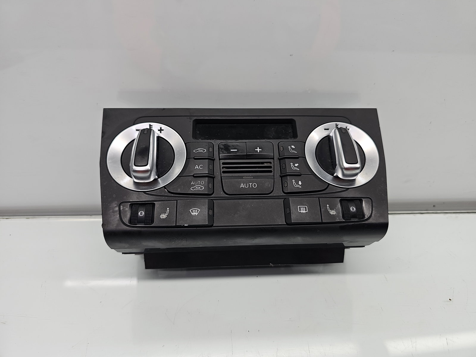 Panou comanda clima AUDI A3 Sportback (8PA) [Fabr 2004-2013] 8P0820043BN - imagine 2