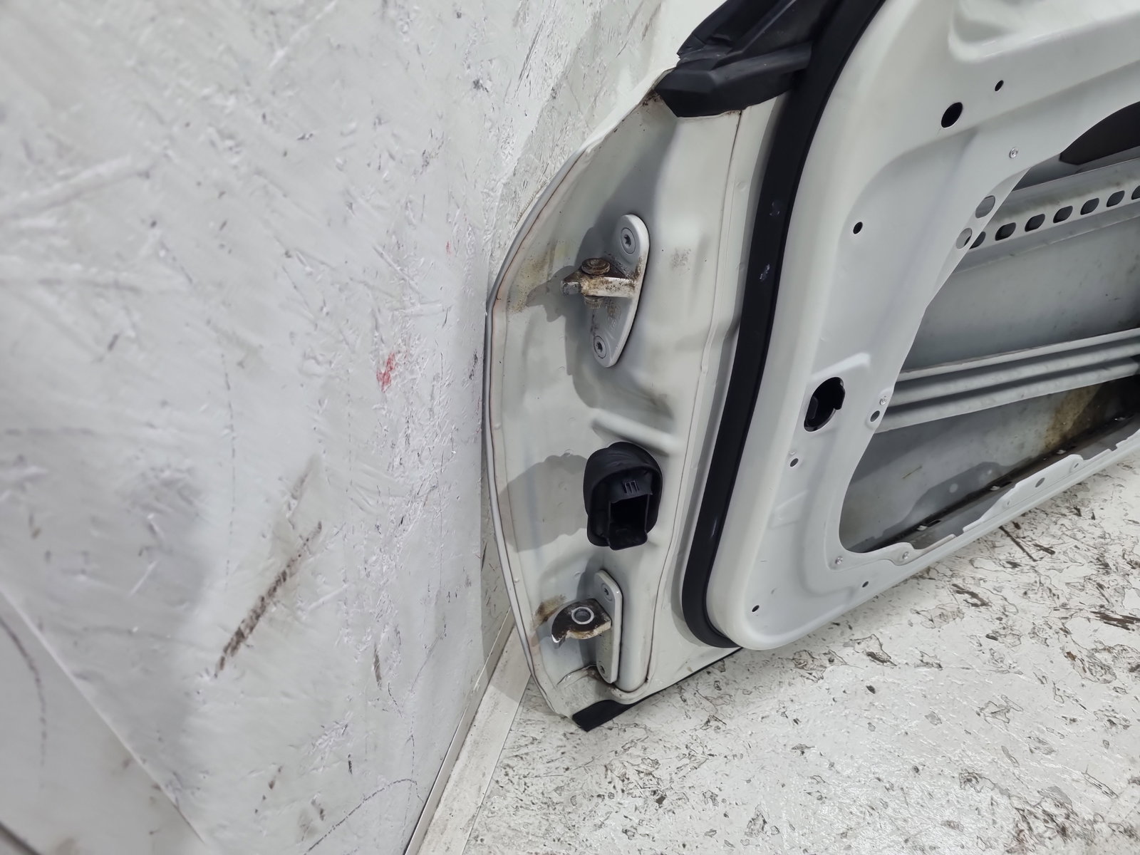 Usa dreapta fata Mercedes Clasa E (W212) [Fabr 2009-2016] Break AMG 650U Alb Calcite - imagine 10