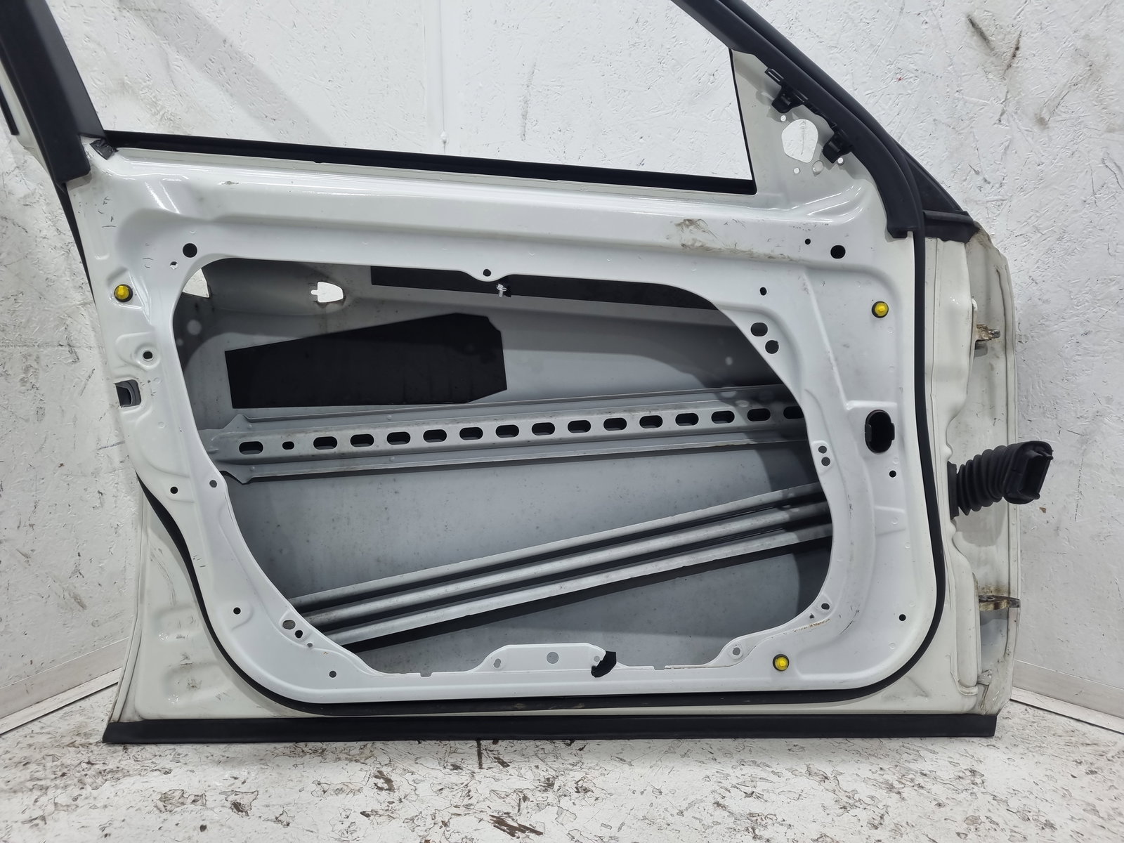 Usa stanga fata Mercedes Clasa E (W212) [Fabr 2009-2016] Break AMG 650U Alb Calcite - imagine 2