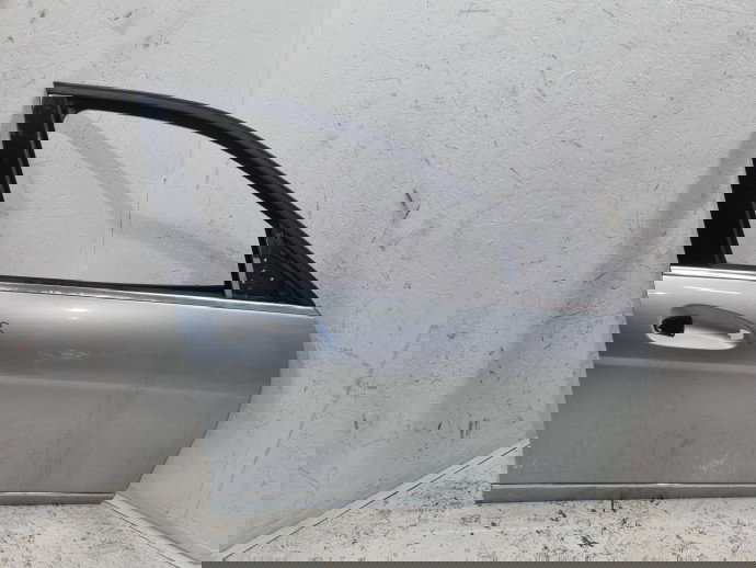 Usa dreapta fata Mercedes Clasa C (W204) [Fabr 2007-2014] Berlina Facelift, AMG 988U Argintiu Diamat