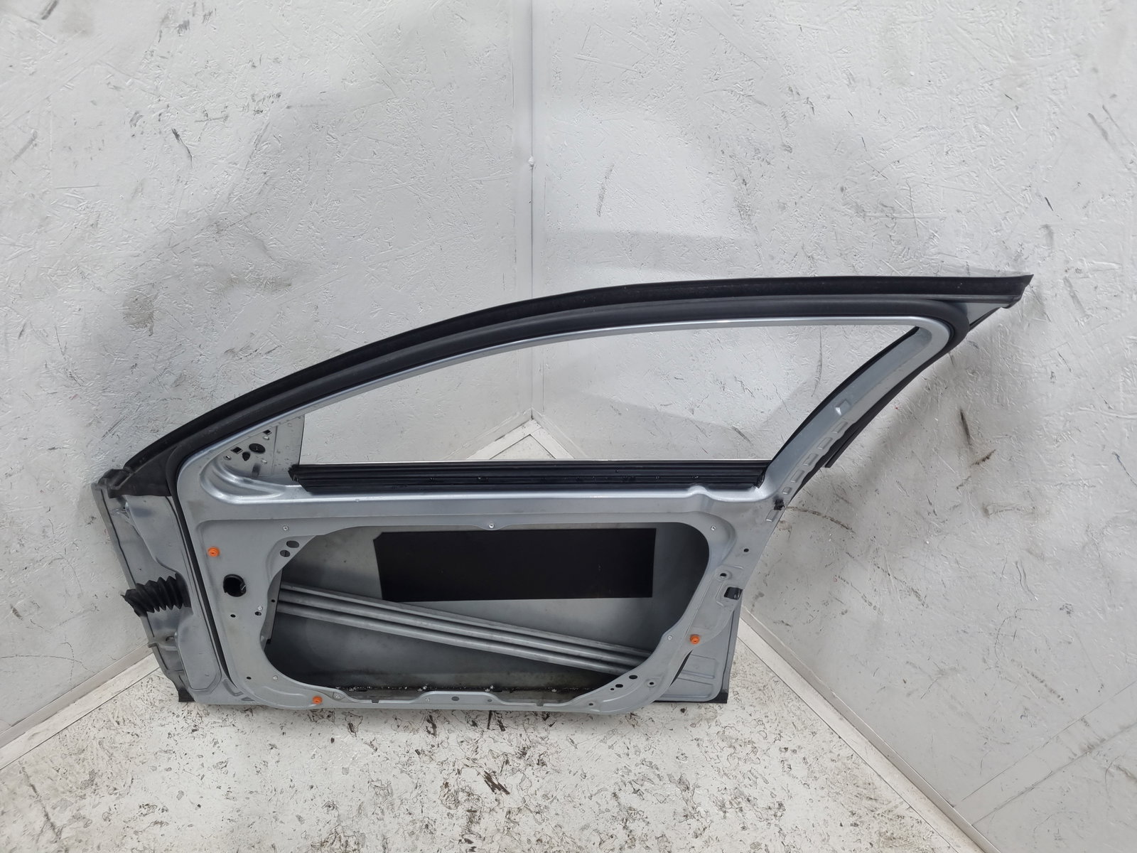 Usa dreapta fata Mercedes Clasa C (W204) [Fabr 2007-2014] Berlina Facelift, AMG 988U Argintiu Diamat - imagine 11