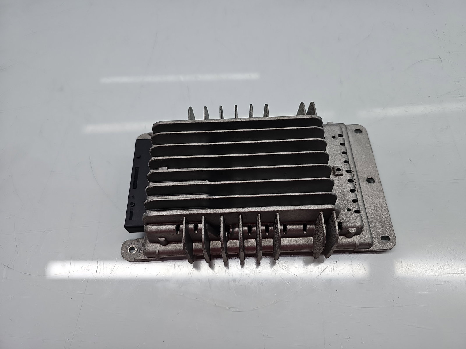 Amplificator audio AUDI A3 Sportback (8PA) [Fabr 2004-2013] 8P4035223D - imagine 1