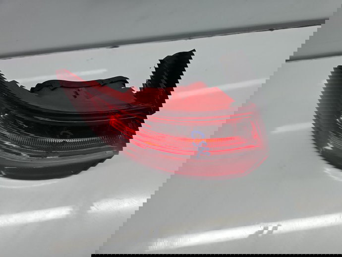 Stop aripa stanga AUDI A3 Sportback (8PA) [Fabr 2004-2013] Hatchback 8P4945095E