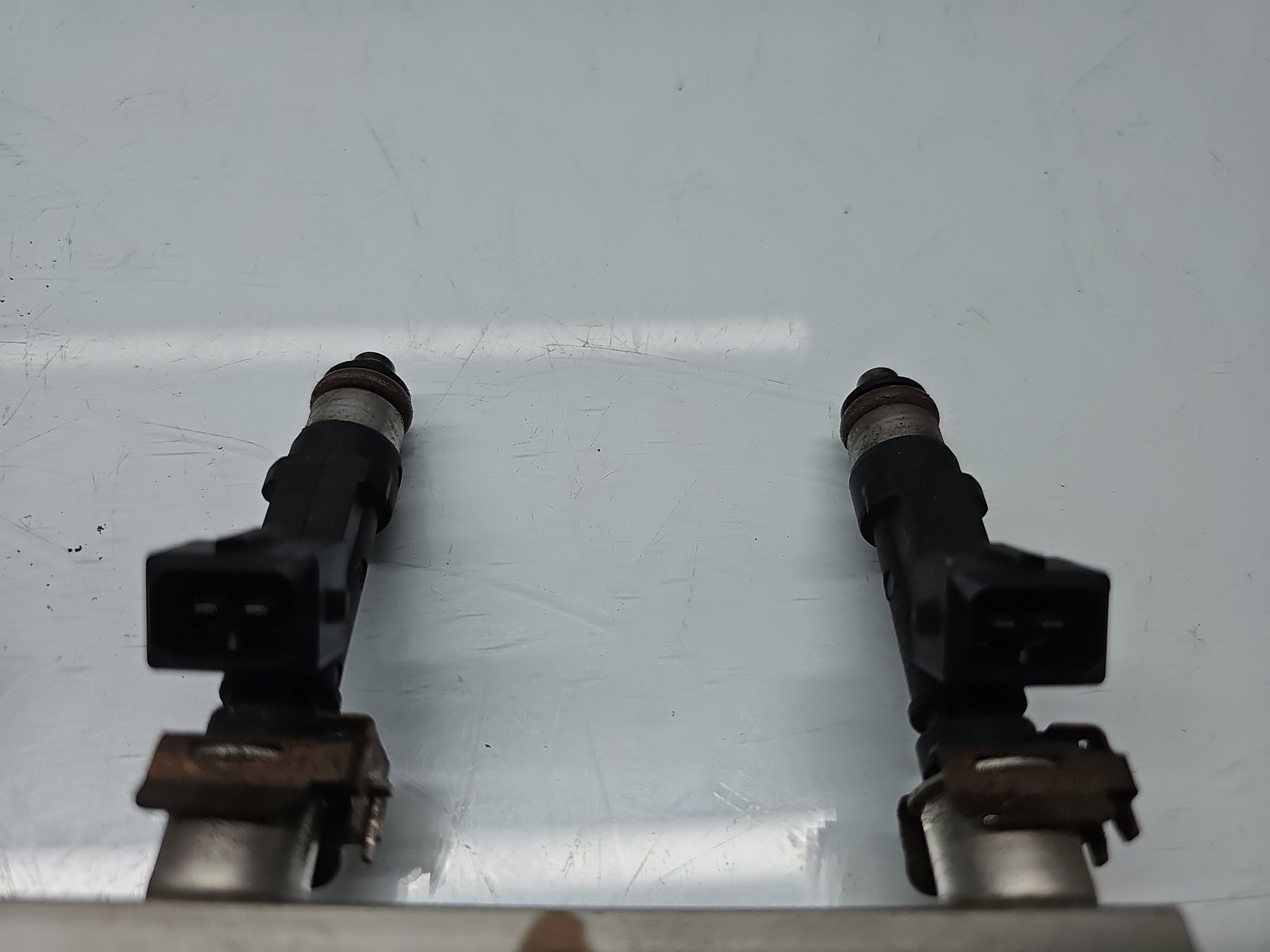 Rampa injectoare Opel Adam (M13) [Fabr 2012-prezent] 55572731 1.2 Benz D12XEL 51KW / 69CP - imagine 2