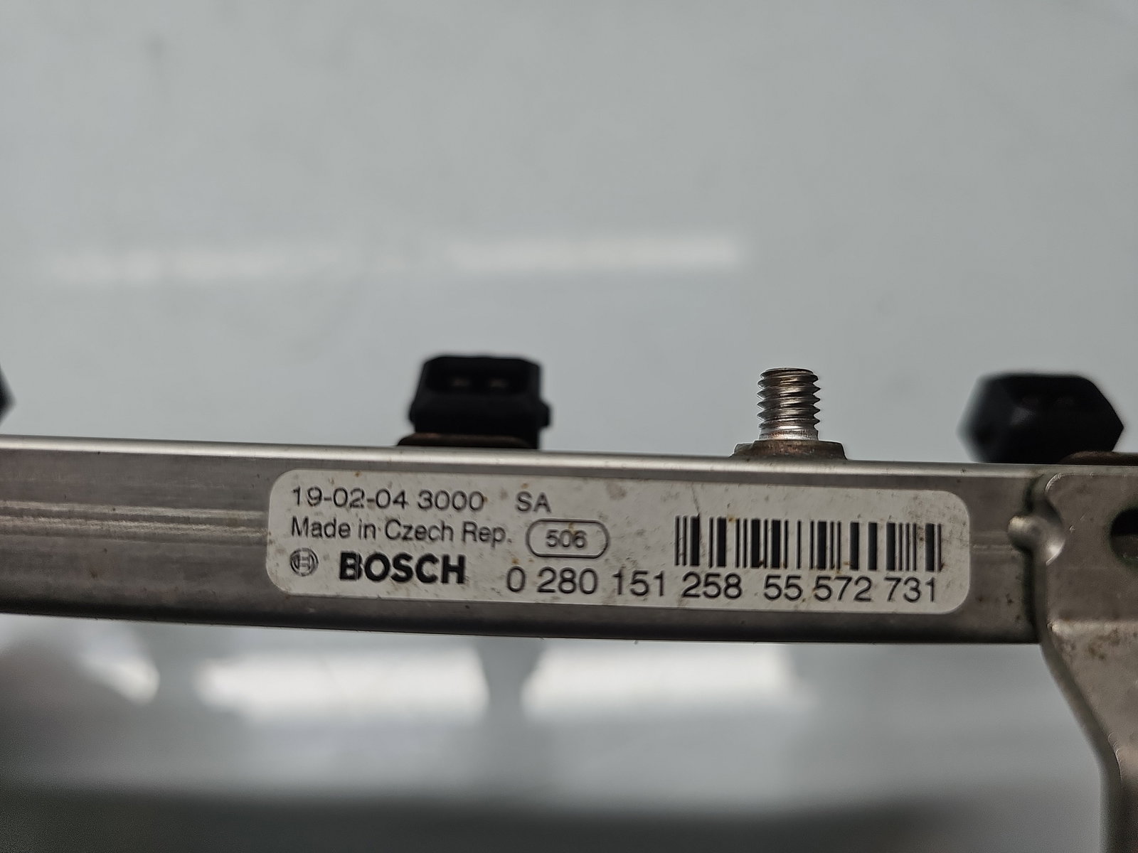 Rampa injectoare Opel Adam (M13) [Fabr 2012-prezent] 55572731 1.2 Benz D12XEL 51KW / 69CP - imagine 4