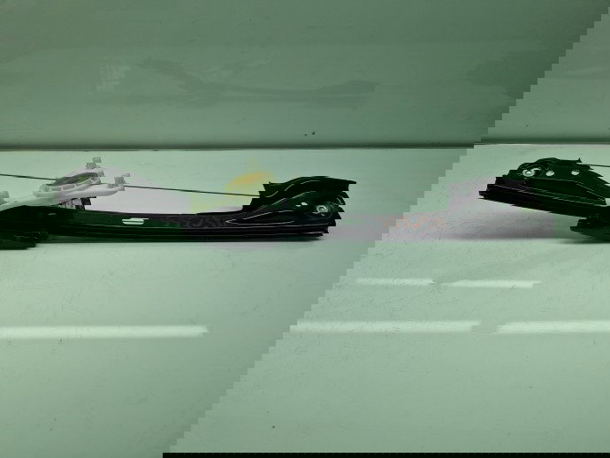 Macara electrica geam dreapta spate Mercedes Clasa C (W204) [Fabr 2007-2014] Berlina Facelift, AMG 938344103