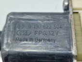 Motoras geam dreapta spate Mercedes Clasa C (W204) [Fabr 2007-2014] Berlina Facelift, AMG 0130822504