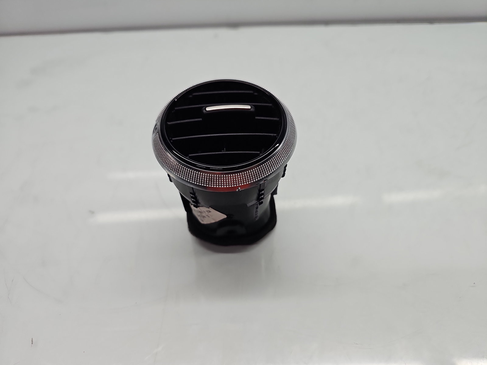 Grila aerisire dreapta AUDI A3 Sportback (8PA) [Fabr 2004-2013] 8P0820901F - imagine 1