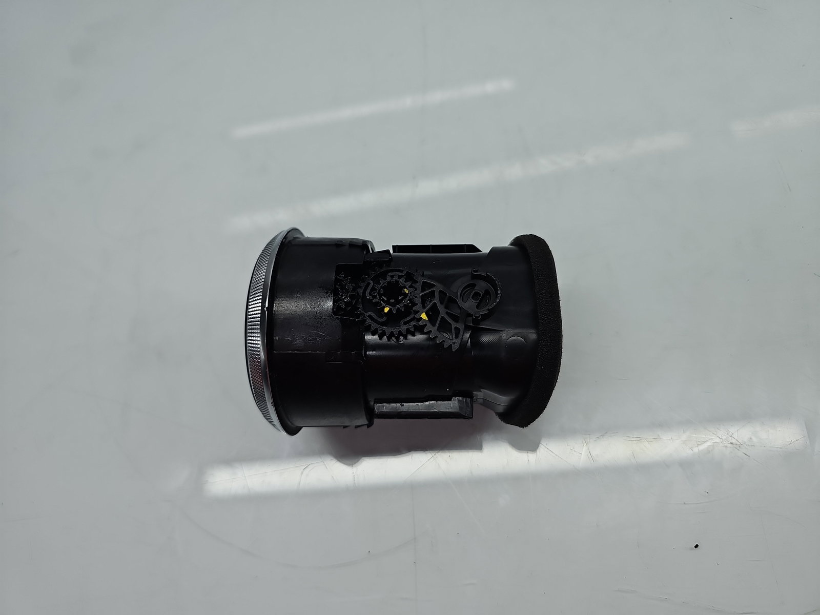 Grila aerisire dreapta AUDI A3 Sportback (8PA) [Fabr 2004-2013] 8P0820901F - imagine 3